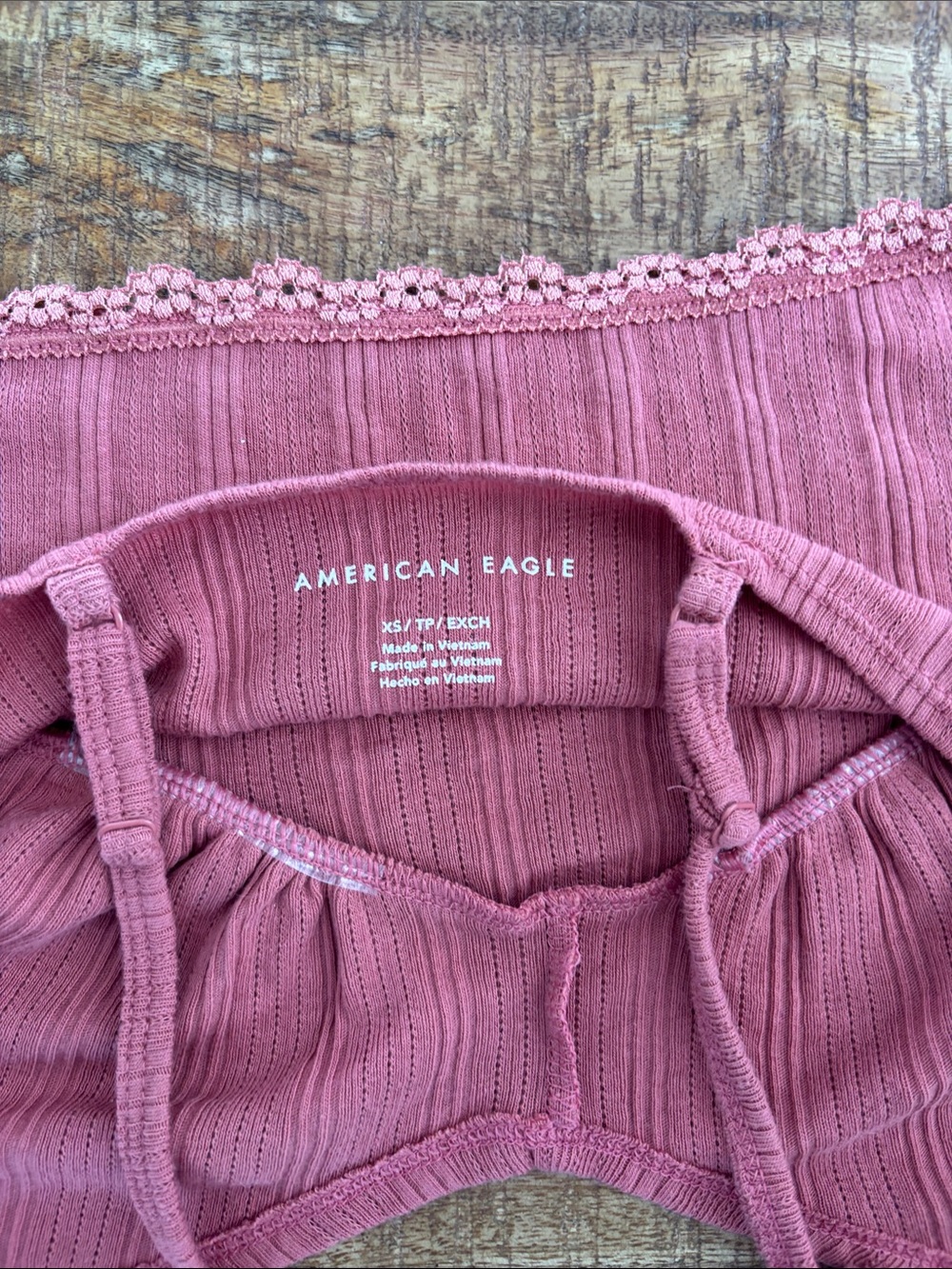Set of 2 Like New American Eagle Tanks - Size XS - Picture 7 of 7